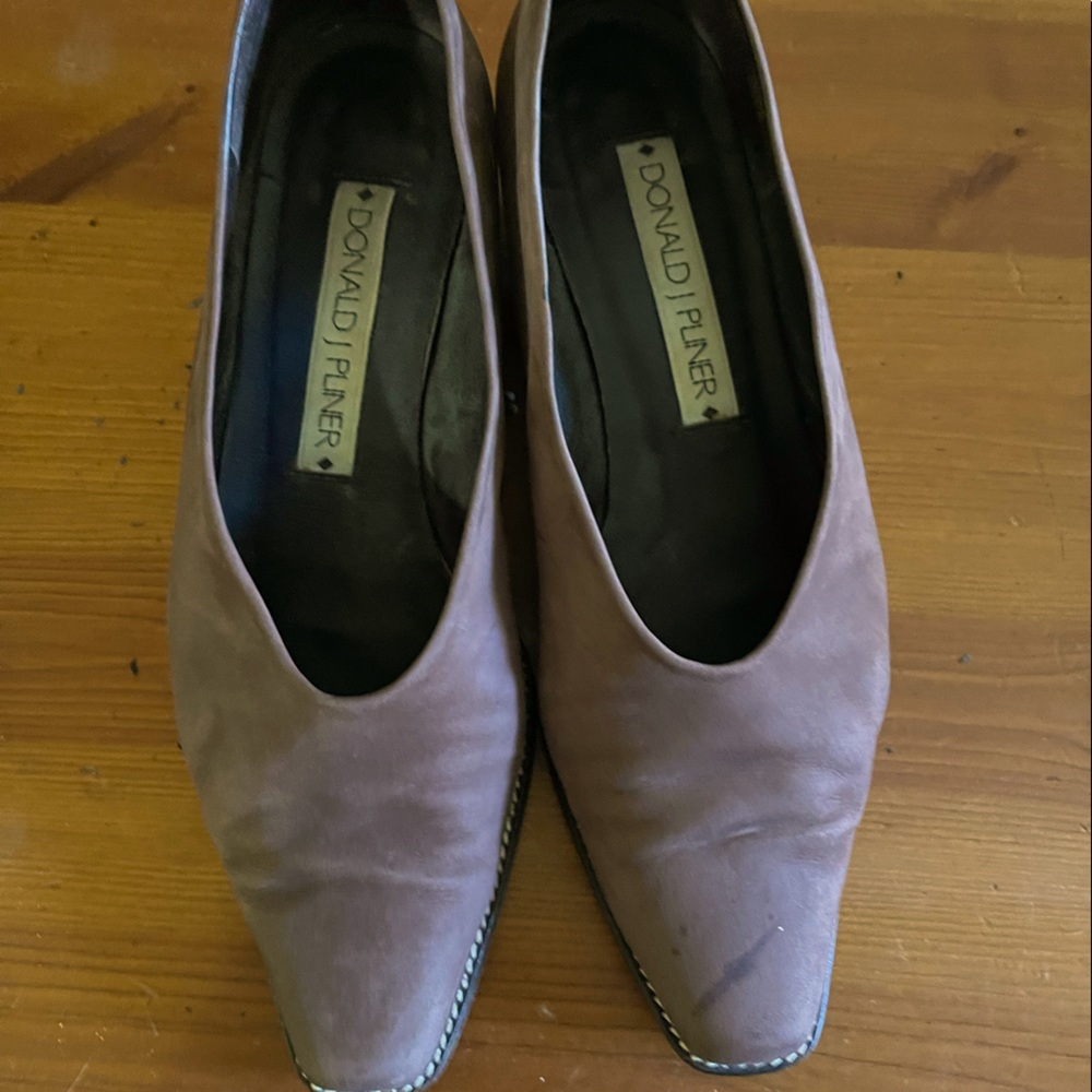 Donald J Pliner pumps, light brown suede, good condition, size 8.